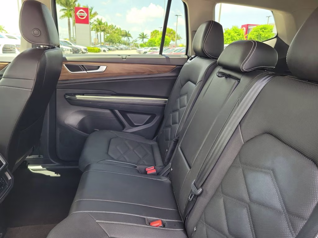 2026 Silver Volkswagen Atlas 2.0T SE w/Technology FWD SUV