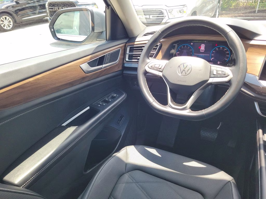 2026 Silver Volkswagen Atlas 2.0T SE w/Technology FWD SUV
