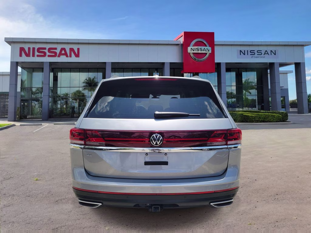 2026 Silver Volkswagen Atlas 2.0T SE w/Technology FWD SUV