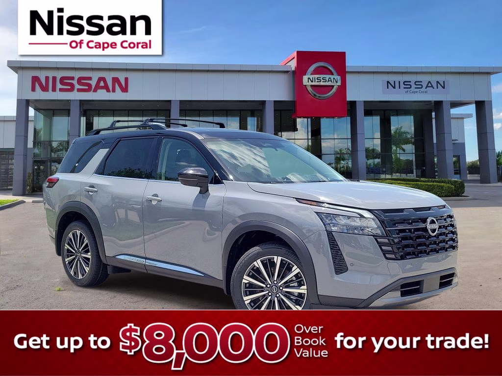 2026 Boulder Gray/Super Black Nissan Pathfinder Platinum FWD SUV