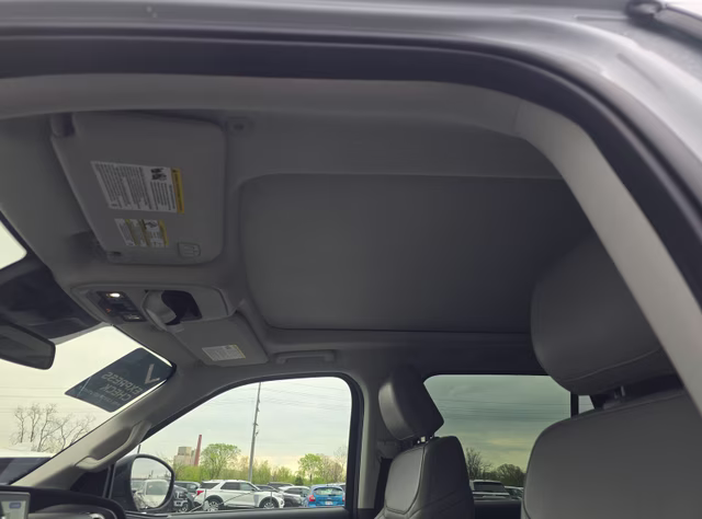 2025 Space Silver Metallic Ford Expedition Active 4X4 SUV