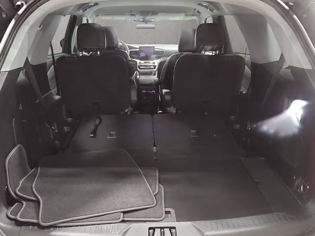 2023 Agate Black Metallic Ford Explorer XLT 4X4 SUV