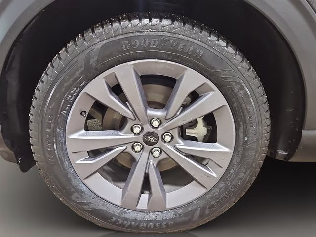 2023 Agate Black Metallic Ford Explorer XLT 4X4 SUV