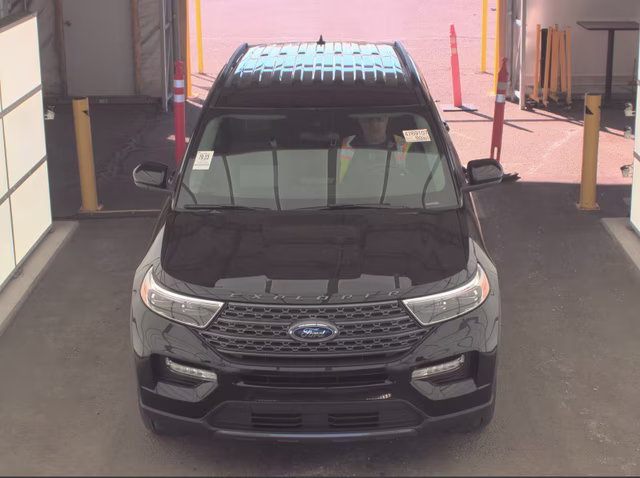 2023 Agate Black Metallic Ford Explorer XLT 4X4 SUV
