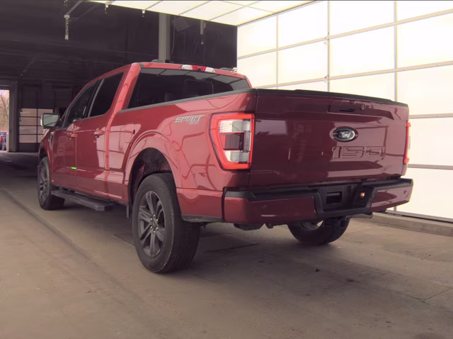 2023 Hot Pepper Red Metallic Tinted Clearcoat Ford F-150 Lariat 4X4 Truck