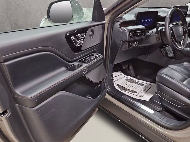 2025 Harbor Gray Clearcoat Lincoln Aviator Reserve AWD SUV