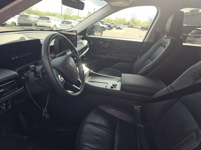 2025 Harbor Gray Clearcoat Lincoln Aviator Reserve AWD SUV
