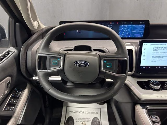 2025 Space Silver Metallic Ford Expedition Active 4X4 SUV
