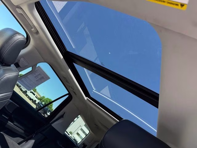2025 Space Silver Metallic Ford Expedition Platinum 4X4 SUV