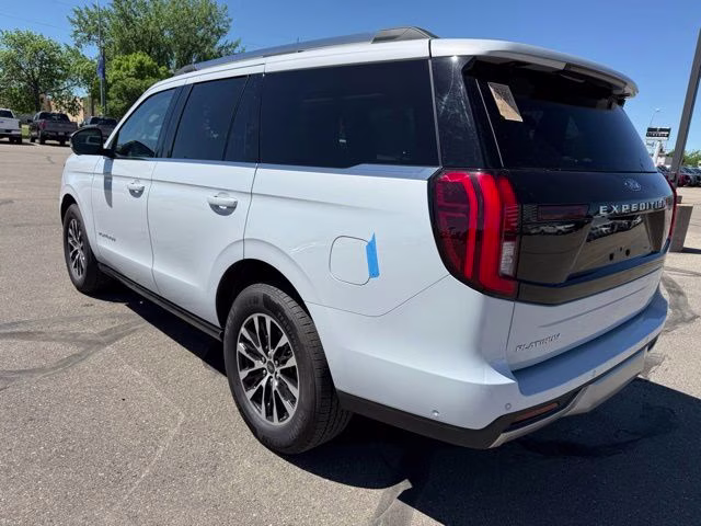 2025 Space Silver Metallic Ford Expedition Platinum 4X4 SUV
