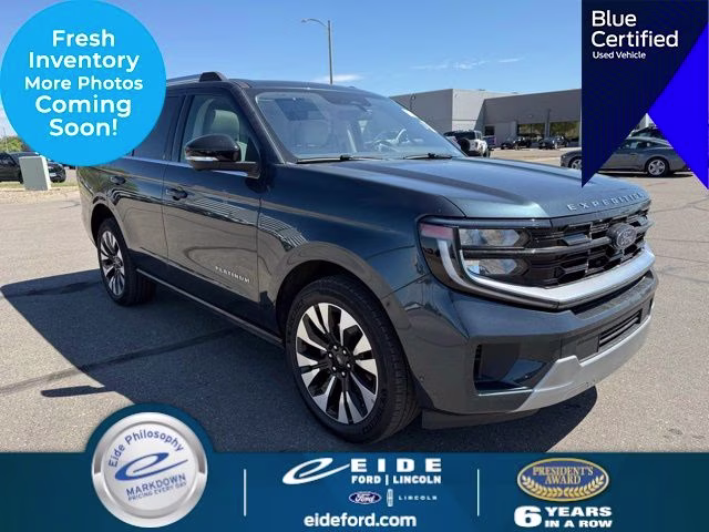 2025 Ford Expedition Platinum 4x4's photo