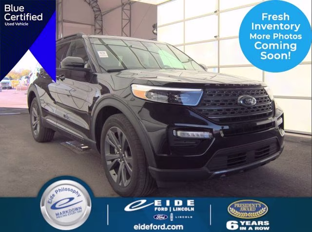 2023 Agate Black Metallic Ford Explorer XLT 4X4 SUV