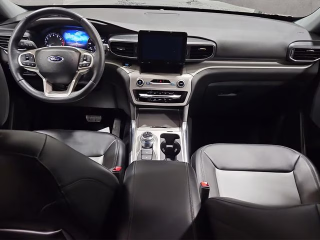 2023 Agate Black Metallic Ford Explorer XLT 4X4 SUV