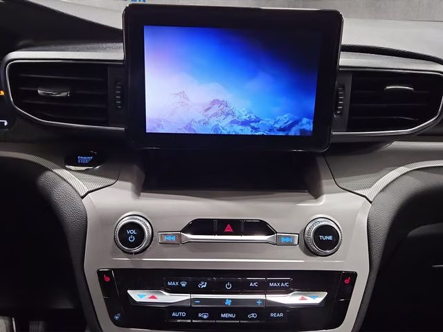 2023 Agate Black Metallic Ford Explorer XLT 4X4 SUV
