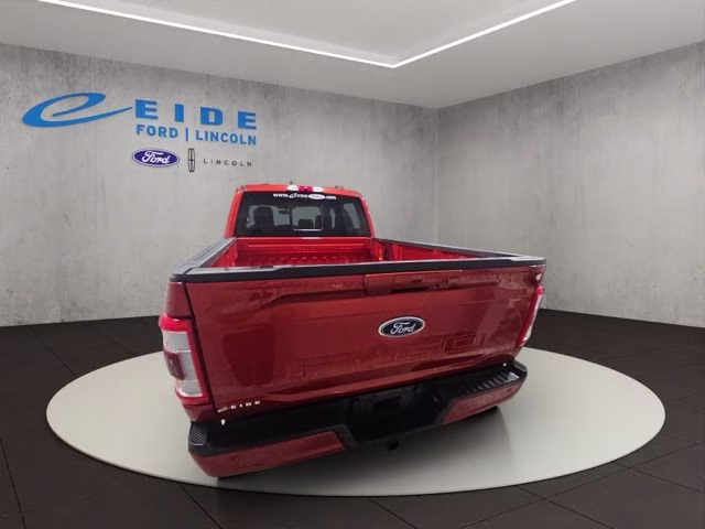 2023 Hot Pepper Red Metallic Tinted Clearcoat Ford F-150 Lariat 4X4 Truck