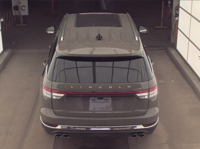 2025 Harbor Gray Clearcoat Lincoln Aviator Reserve AWD SUV