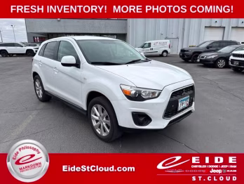 2015 White Pearl Mitsubishi Outlander Sport ES FWD SUV