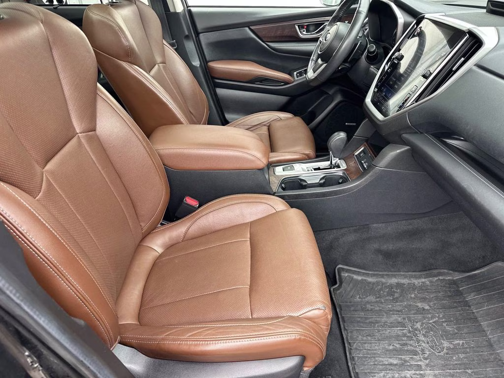 2024 Crystal Black Silica Subaru Ascent Touring AWD SUV