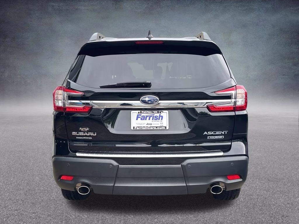 2024 Crystal Black Silica Subaru Ascent Touring AWD SUV