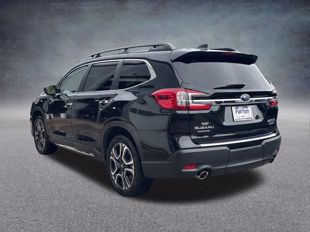 2024 Crystal Black Silica Subaru Ascent Touring AWD SUV