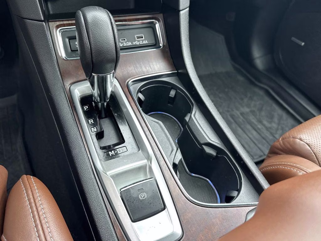 2024 Crystal Black Silica Subaru Ascent Touring AWD SUV