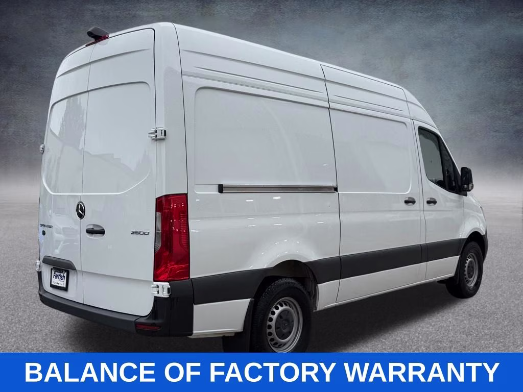 2025 Arctic White Mercedes-Benz Sprinter 2500 Cargo 144 WB RWD Van
