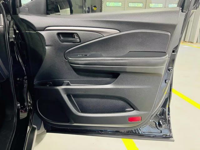 2023 Black Honda Passport EX-L AWD SUV
