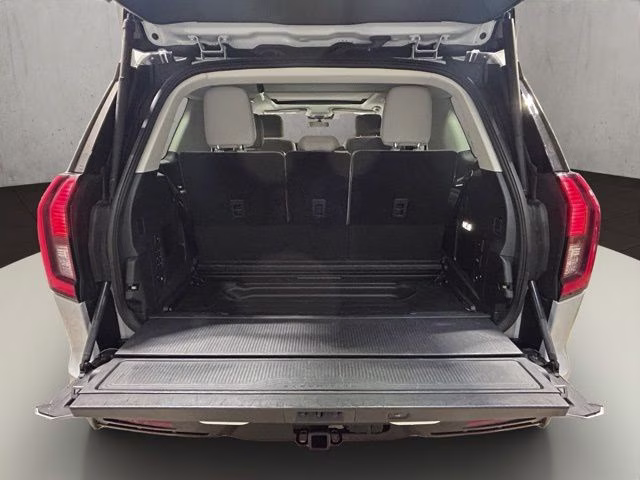 2025 Space Silver Metallic Ford Expedition Active 4X4 SUV