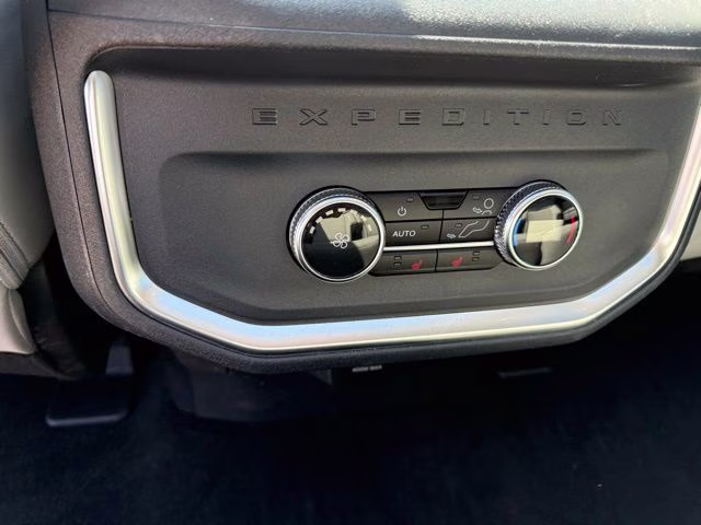 2025 Stone Blue Metallic Ford Expedition Platinum 4X4 SUV