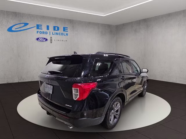 2023 Agate Black Metallic Ford Explorer XLT 4X4 SUV