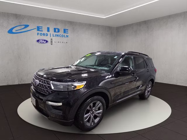 2023 Agate Black Metallic Ford Explorer XLT 4X4 SUV