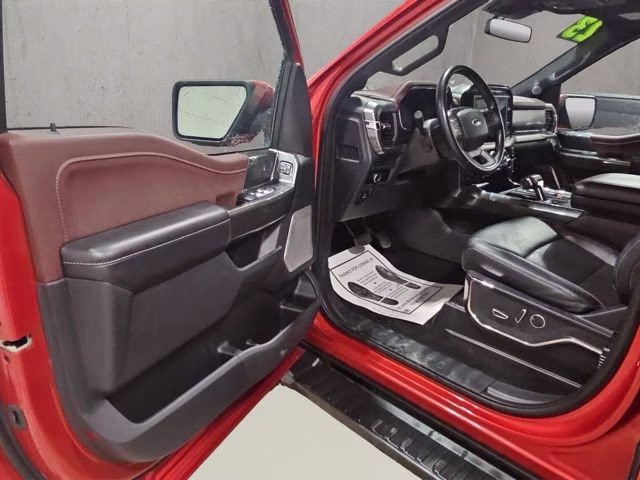 2023 Hot Pepper Red Metallic Tinted Clearcoat Ford F-150 Lariat 4X4 Truck