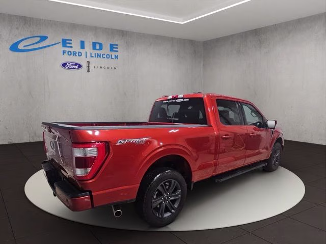 2023 Hot Pepper Red Metallic Tinted Clearcoat Ford F-150 Lariat 4X4 Truck