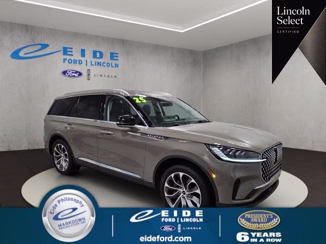 2025 Harbor Gray Clearcoat Lincoln Aviator Reserve AWD SUV