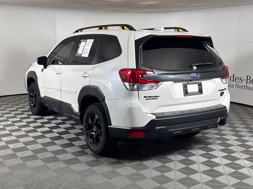 2022 Crystal White Pearl Subaru Forester Wilderness AWD SUV