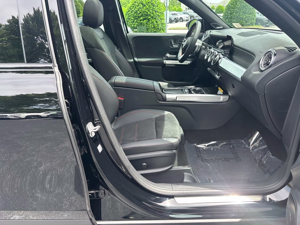 2026 Black Mercedes-Benz GLB GLB 250 FWD SUV