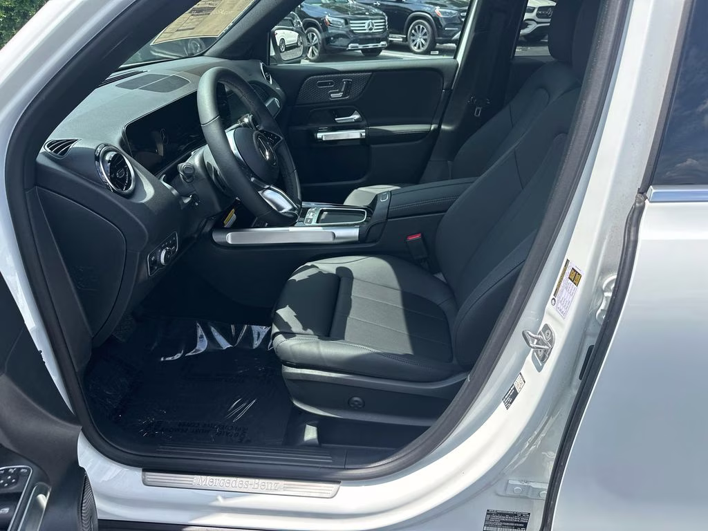 2026 White Mercedes-Benz GLB GLB 250 FWD SUV