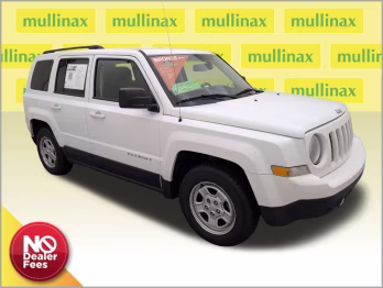 2016 Bright White Clearcoat Jeep Patriot Sport FWD SUV