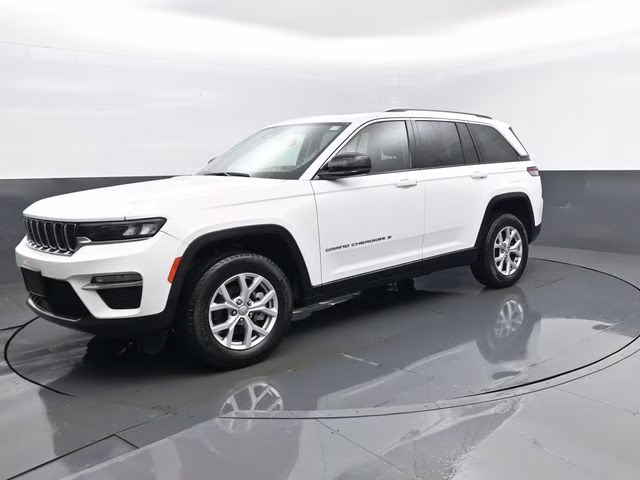 2022 Bright White Clearcoat Jeep Grand Cherokee Limited 4X4 SUV