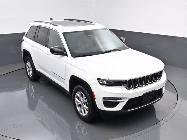 2022 Bright White Clearcoat Jeep Grand Cherokee Limited 4X4 SUV