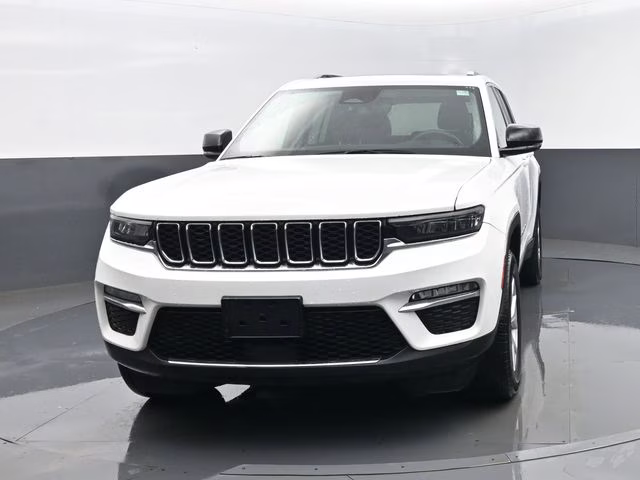 2022 Bright White Clearcoat Jeep Grand Cherokee Limited 4X4 SUV