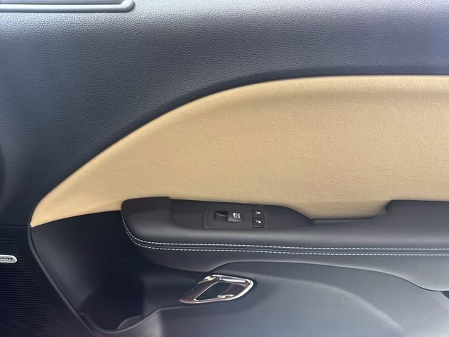 2023 Pitch Black Clearcoat Dodge Challenger RWD Coupe