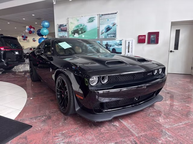 2023 Pitch Black Clearcoat Dodge Challenger RWD Coupe