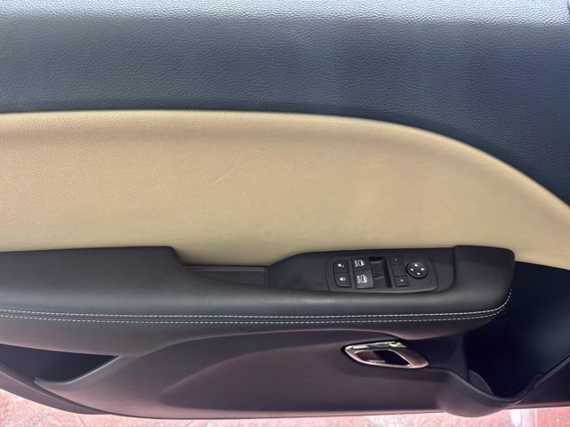 2023 Pitch Black Clearcoat Dodge Challenger RWD Coupe