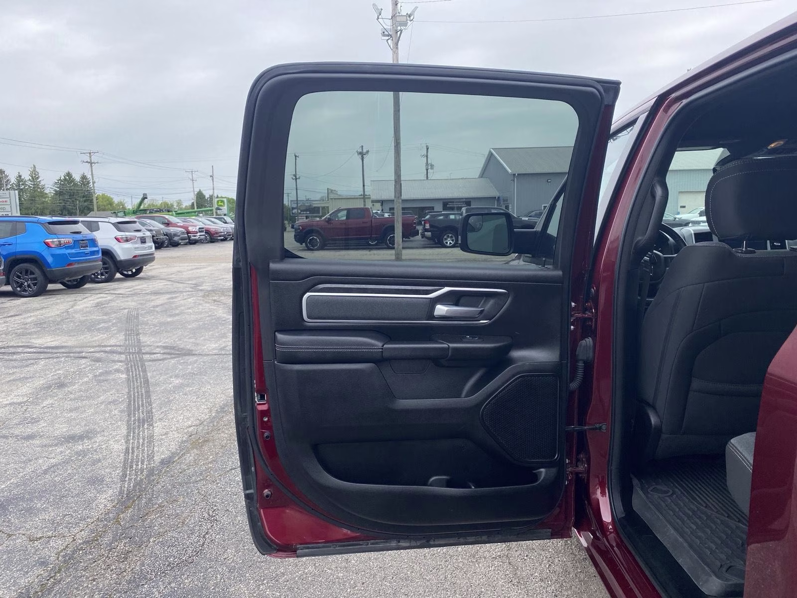 2022 Delmonico Red Pearlcoat Ram 1500 Big Horn 4X4 Truck