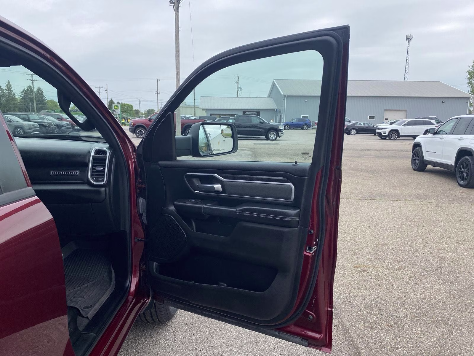2022 Delmonico Red Pearlcoat Ram 1500 Big Horn 4X4 Truck