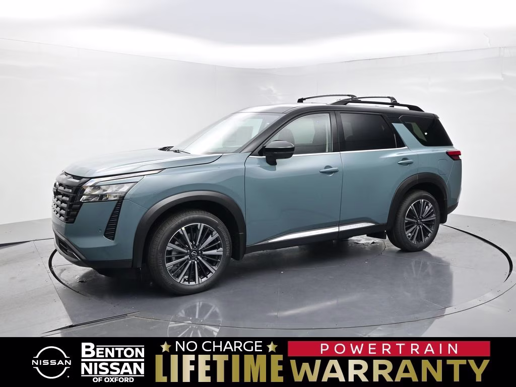 2026 Nissan Pathfinder Platinum 4WD's photo