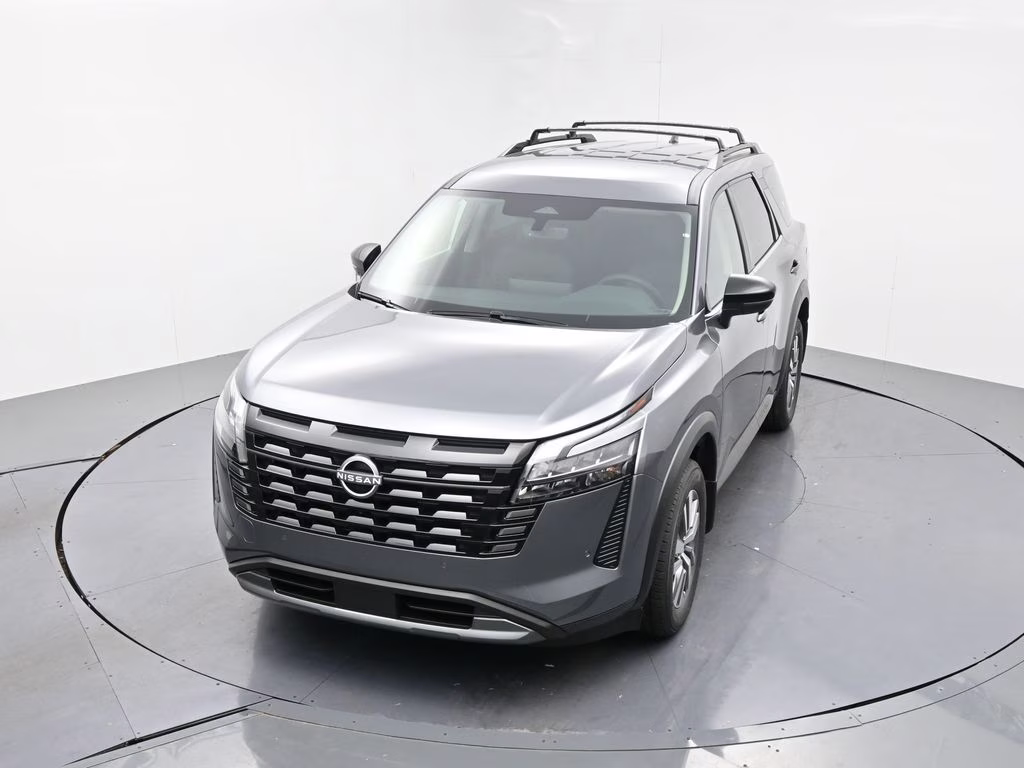 2026 Gun Metallic Nissan Pathfinder SL FWD SUV