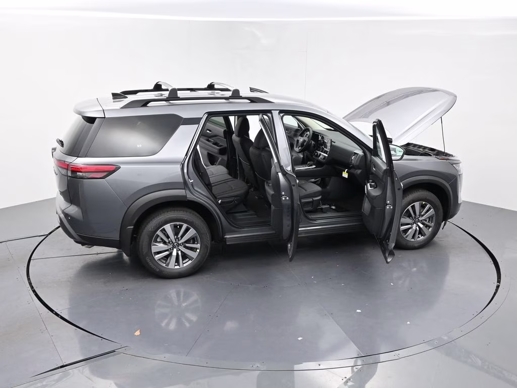 2026 Gun Metallic Nissan Pathfinder SL FWD SUV