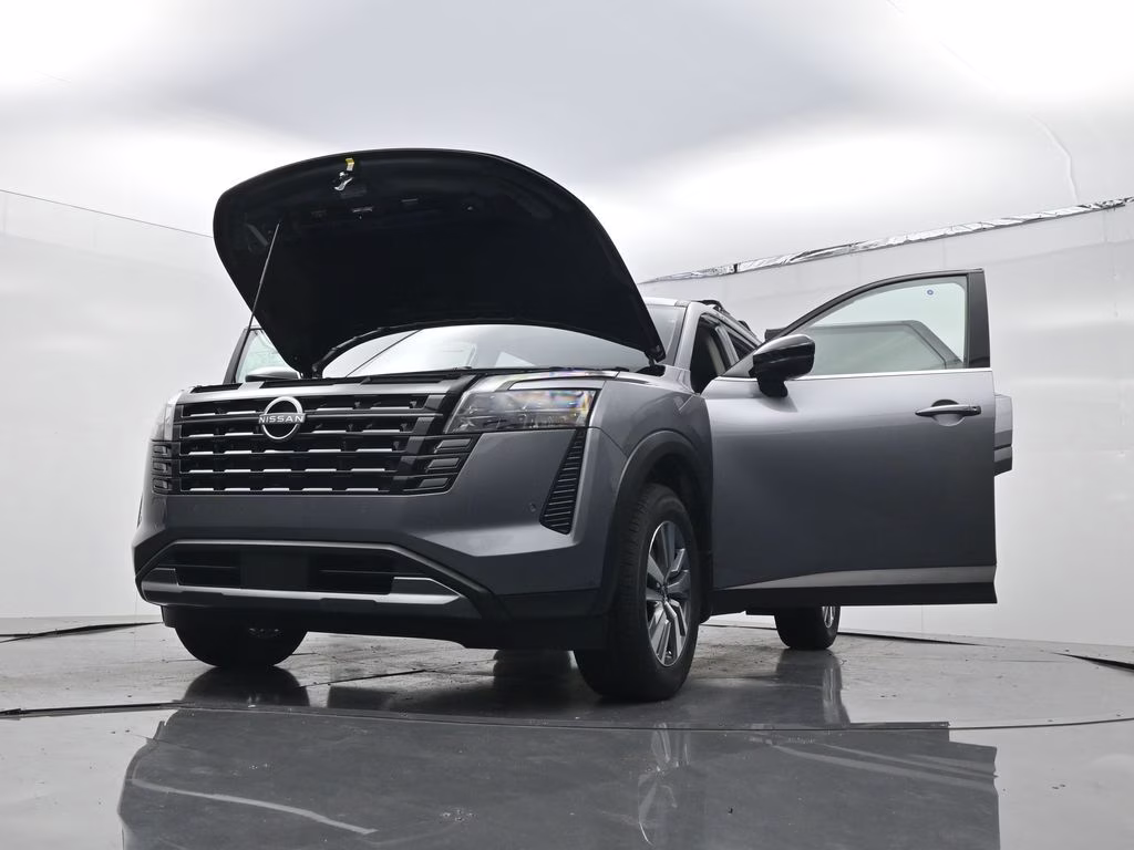 2026 Gun Metallic Nissan Pathfinder SL FWD SUV